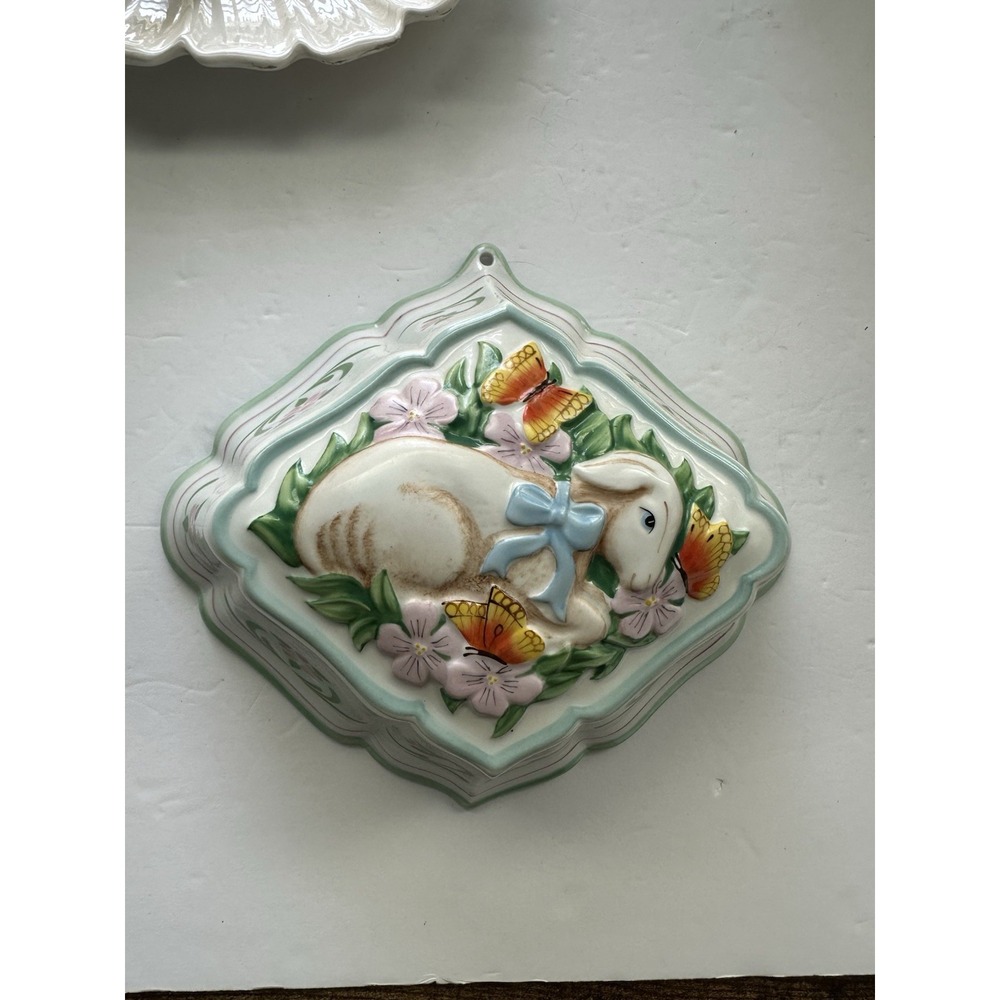 The Franklin Mint Le Cordon Bleu 1986 Lamb & Butterfly Ceramic Wall Plaque